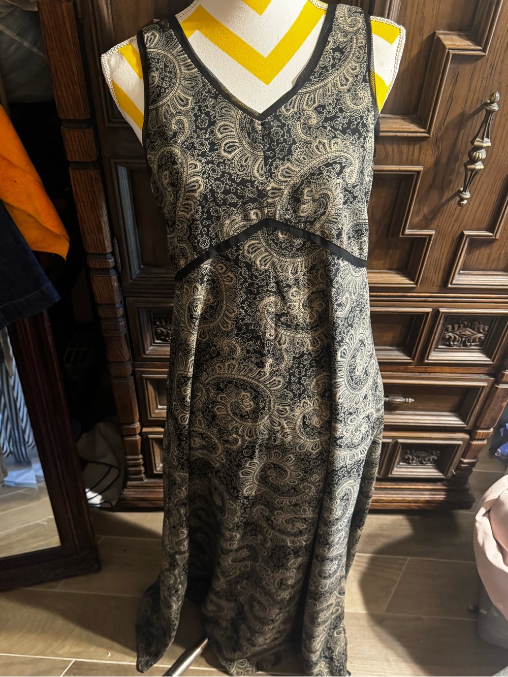 Old Navy Black and Cream Paisley Maternity Maxi Dress